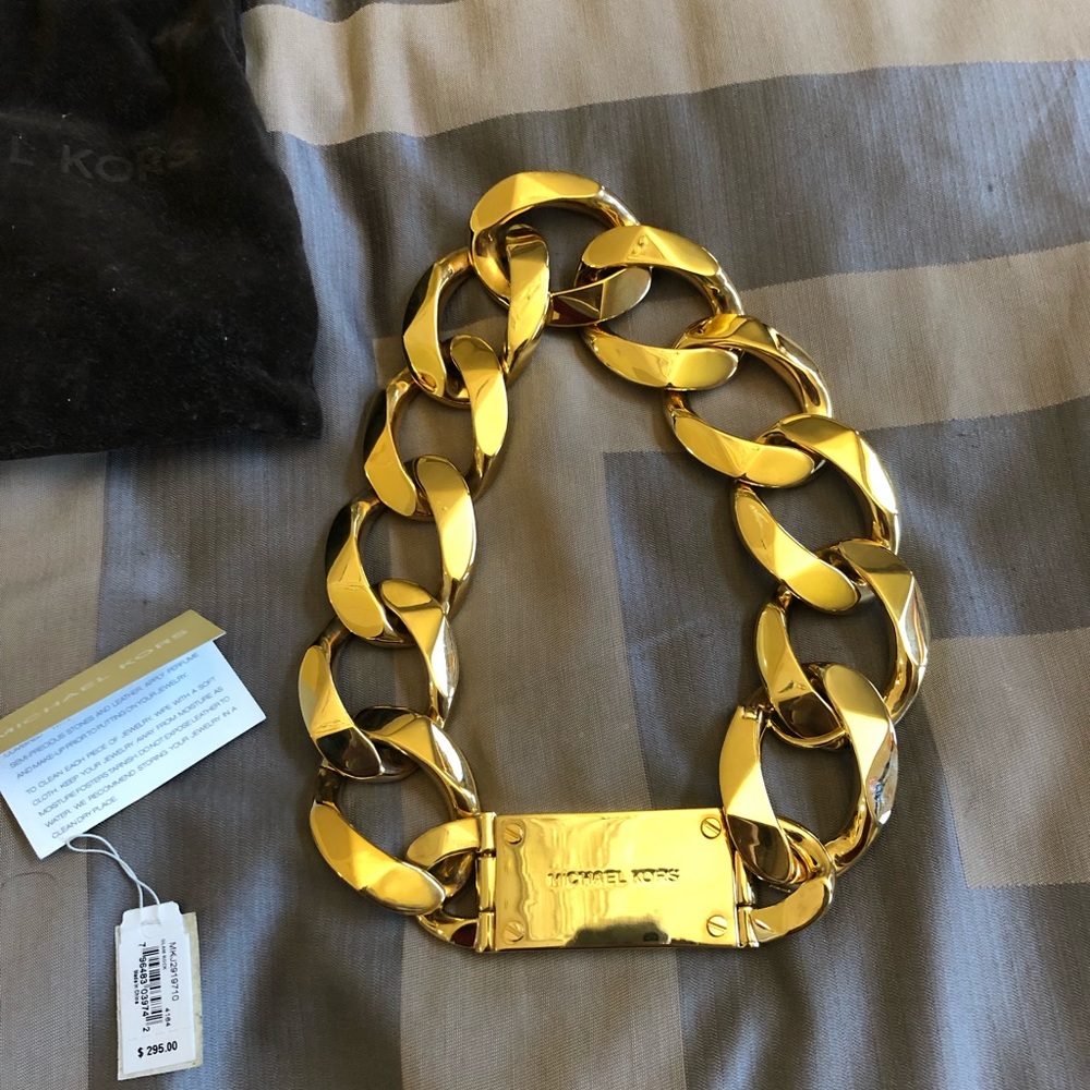 Michael kors necklace